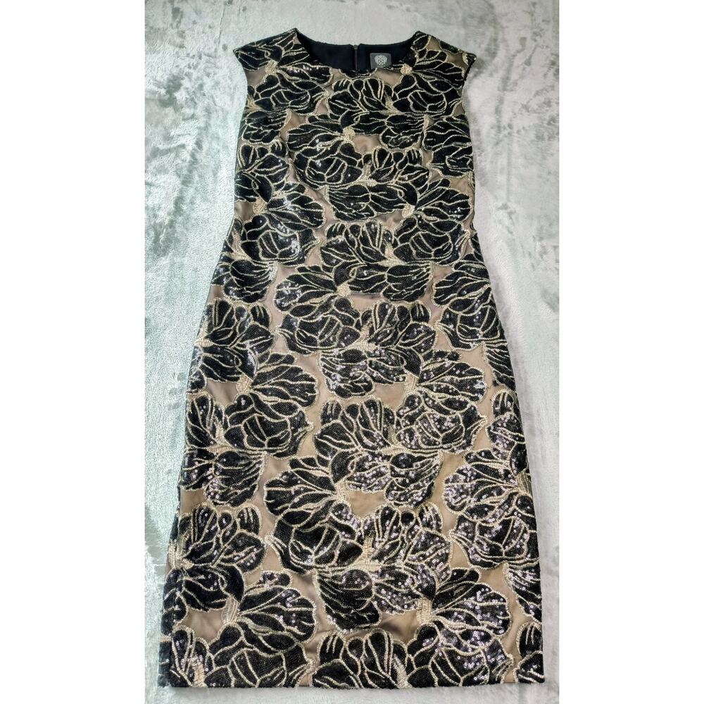 Vince Camuto Sleeveless Sequin Dress Size 8 in Nude-Beige & Black